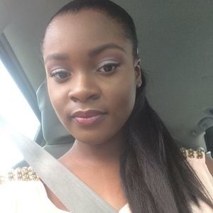 Meet your Posher, Victoria